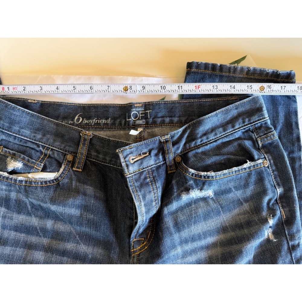 Ann Taylor Loft Boyfriend Jeans Distressed Ripped Blue Denim Button Fly Size 6 - Picture 2 of 12
